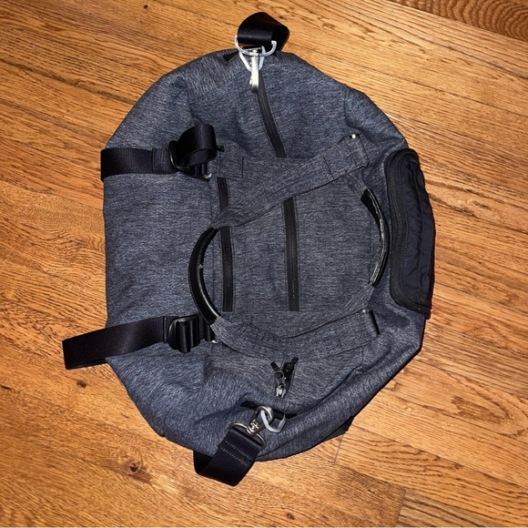 Lululemon city sweat Gray and Black Duffel Bags with Minimalist Design - Picture 2 of 6